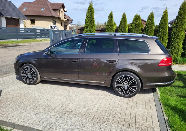 Volkswagen Passat cena 39900 przebieg: 185000, rok produkcji 2012 z Góra małe 277